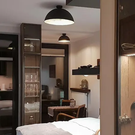 Boutique 108 - Old City, Luxury Apt. With A Garage Kraków Zewnętrze zdjęcie